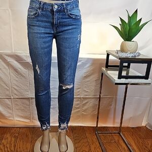 Zara Women's Deep Blue Distressed Skinny Jeans